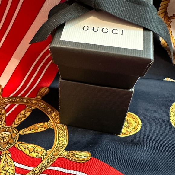 GUCCI Classic Gift Box - Picture 2 of 5